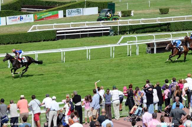 29/07/2010 - Clairefontaine-Deauville - Prix Misti : Ankunft