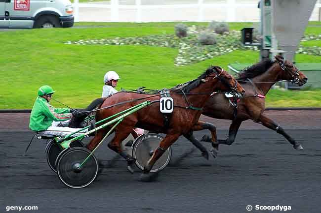 30/12/2011 - Vincennes - Prix du Touquet : Ankunft