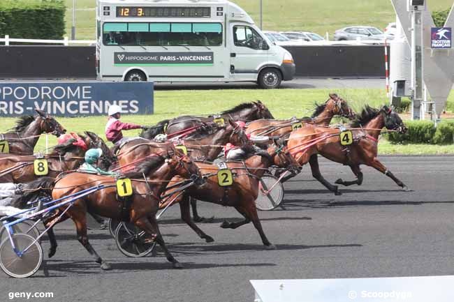 15/05/2024 - Vincennes - Prix de Mont-de-Marsan : Arrivée