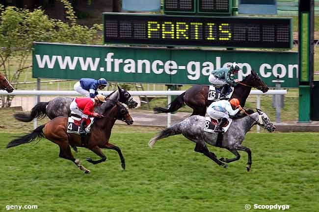 08/05/2010 - Saint-Cloud - Prix de la Vallée du Lot : Arrivée