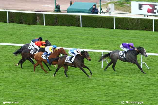 05/04/2015 - Saint-Cloud - Prix le Haar : Arrivée
