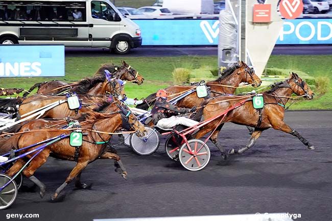 01/01/2022 - Vincennes - Prix du Croisé-Laroche : Arrivée