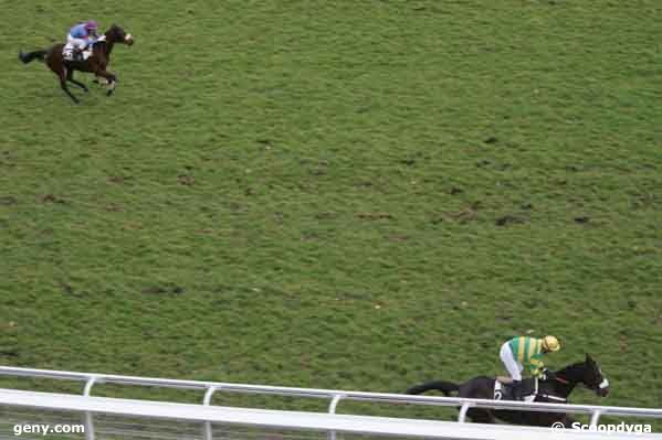 07/12/2007 - Auteuil - Prix Léopold Bara : Arrivée