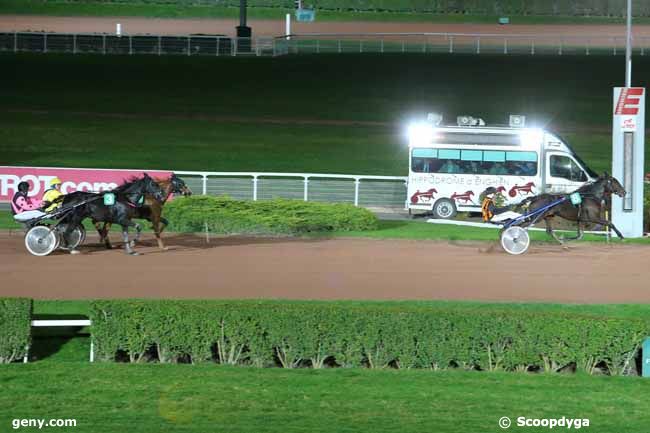 21/10/2015 - Enghien - Prix du Bas-Rhin : Arrivée