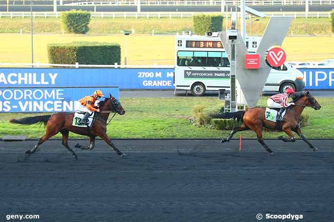 17/12/2021 - Vincennes - Prix de Machilly : Ankunft