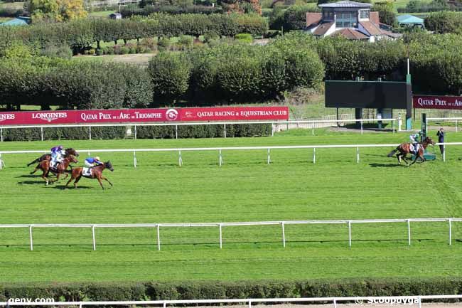 04/10/2024 - Saint-Cloud - Prix Thomas Bryon Jockey Club de Turquie : Arrivée