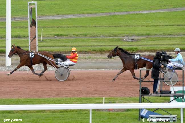 11/05/2010 - Toulouse - Prix Lagon Vert : Arrivée