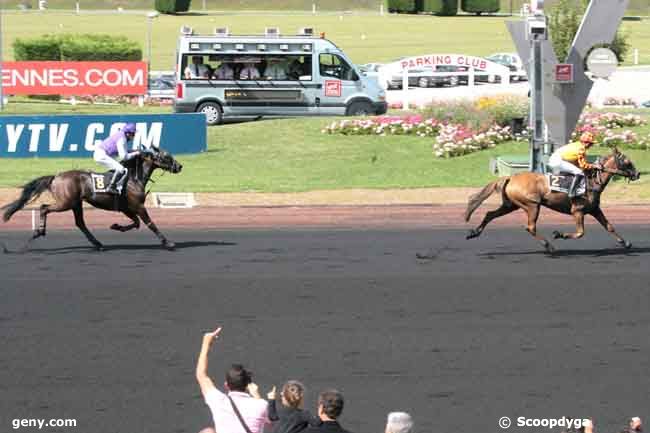 27/08/2011 - Vincennes - Prix de Toulon : Ankunft