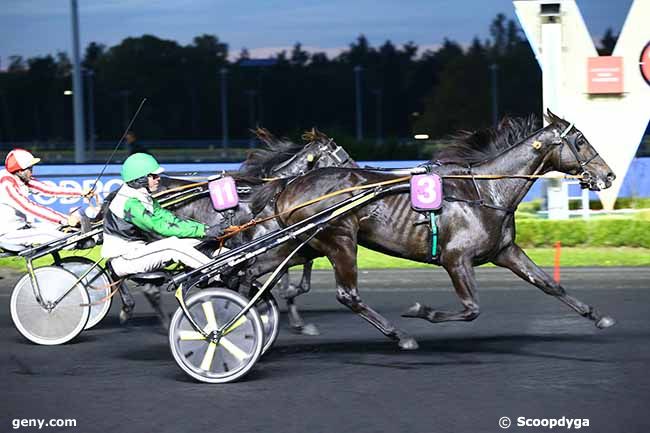 12/10/2021 - Vincennes - Prix Kolga : Arrivée