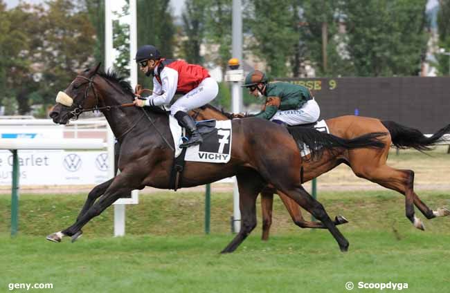 21/07/2020 - Vichy - Prix de Bellerive-sur-Allier : Ankunft