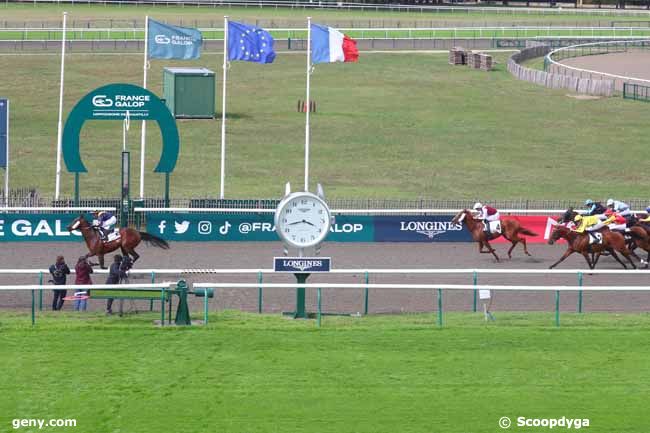 03/09/2024 - Chantilly - Prix de l'Eglise Ruinée de Champlieu : Arrivée