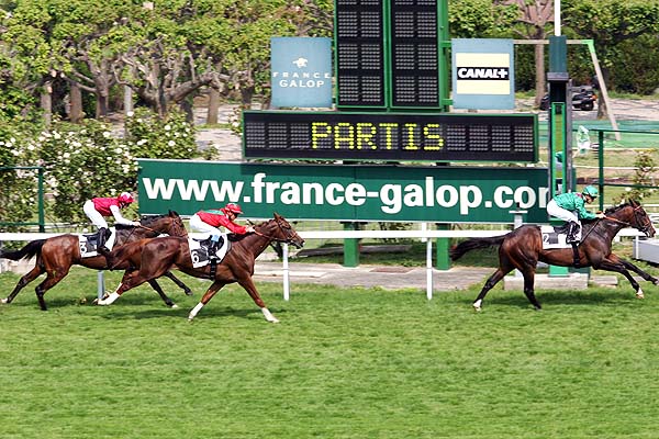 04/05/2007 - Saint-Cloud - Prix Comrade : Arrivée
