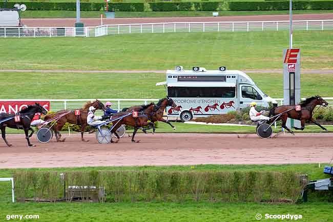 03/05/2010 - Enghien - Prix du Pont Alexandre III : Ankunft