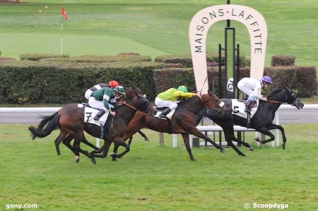 09/10/2012 - Maisons-Laffitte - Prix de Forges-les-Eaux : Arrivée