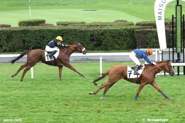 13/10/2012 - Maisons-Laffitte - Prix des Lionnes : Arrivée