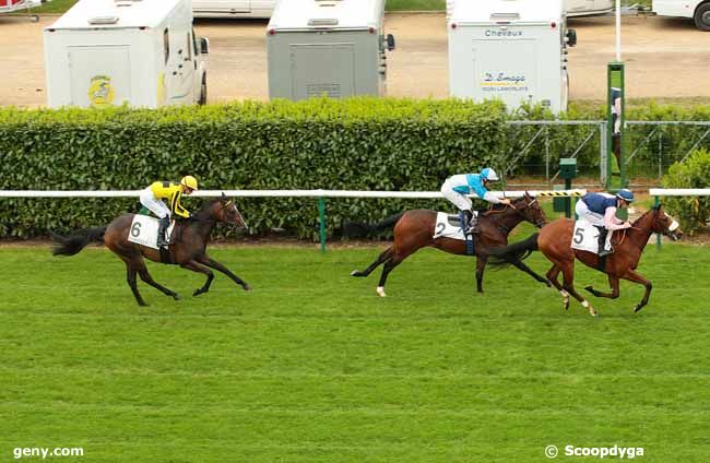 24/05/2016 - Chantilly - Prix des Nouveautés : Arrivée