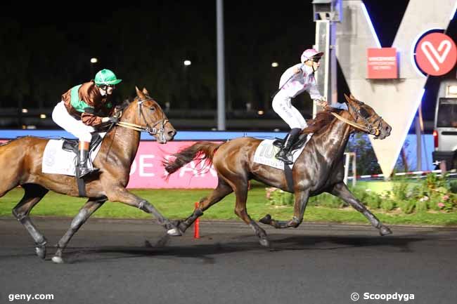 04/10/2019 - Vincennes - Prix Eliane de Bellaigue : Arrivée