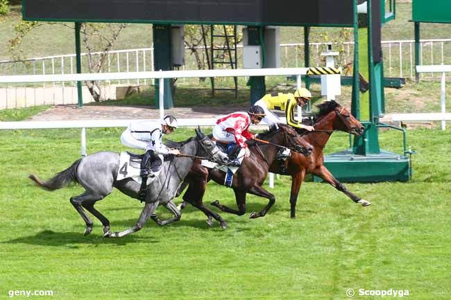 16/09/2022 - Saint-Cloud - Prix de Levis Saint-Nom : Ankunft