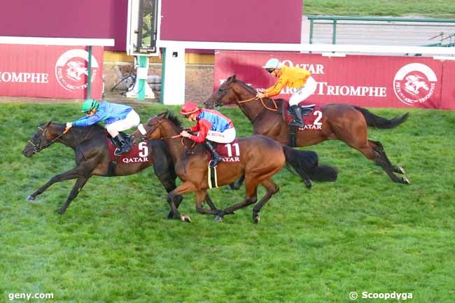 02/10/2022 - ParisLongchamp - Qatar Prix de la Place de l'Etoile Présenté Par RMC : Arrivée