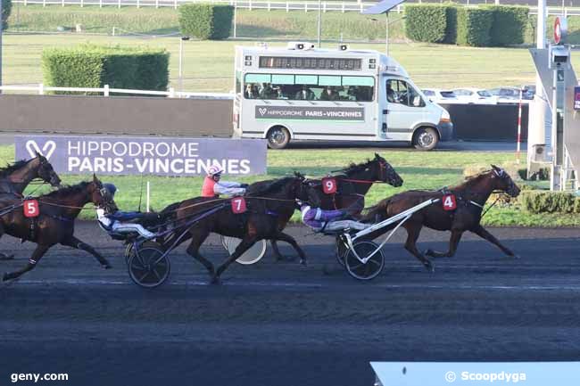 16/12/2023 - Vincennes - Prix de Caumont : Arrivée