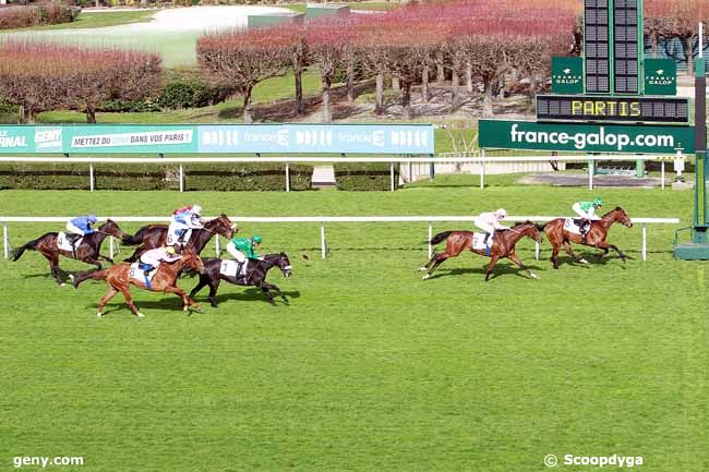 01/04/2015 - Saint-Cloud - Prix Durban : Arrivée