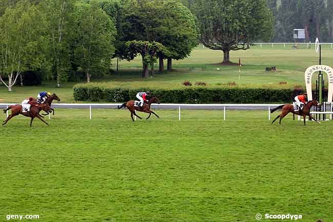 11/05/2010 - Maisons-Laffitte - Prix du Conseil Général des Yvelines (Prix Colonel Bernard Marlin) : Arrivée