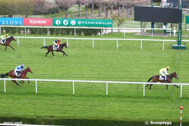 02/04/2022 - Saint-Cloud - Prix du Début : Arrivée