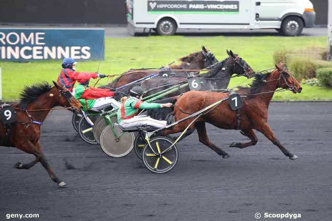 01/12/2024 - Vincennes - Finale du Grand National des Amateurs - Prix Fernand Lafourcade : Ankunft