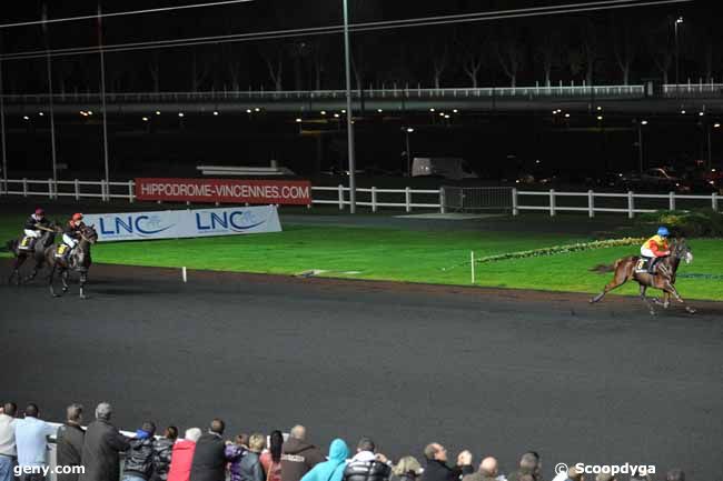 04/11/2011 - Vincennes - Prix Lacerta : Arrivée