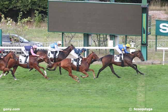 11/09/2023 - Saint-Cloud - Prix Pleben : Arrivée