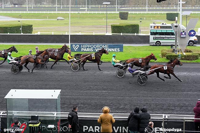 21/12/2024 - Vincennes - Prix de Conches : Arrivée