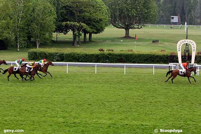 11/05/2010 - Maisons-Laffitte - Prix de La Frette : Arrivée