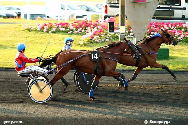 09/06/2015 - Vincennes - Prix Sapientia : Arrivée