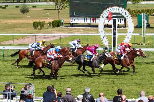 24/04/2017 - Compiègne - Prix de la Comédie Française : Arrivée