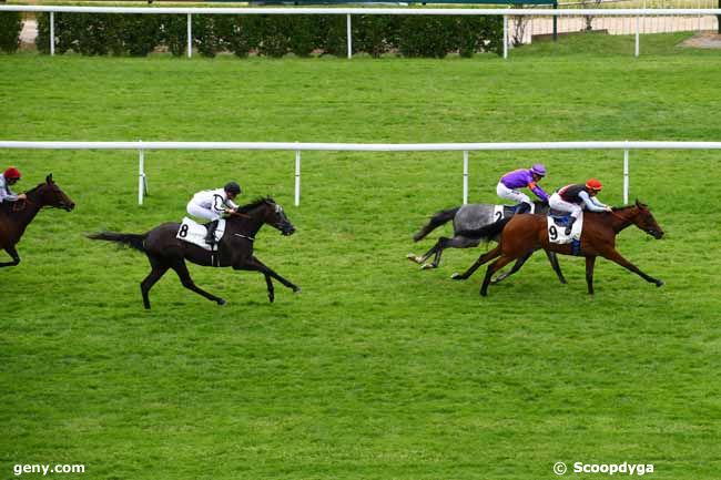 19/06/2023 - Saint-Cloud - Prix Hélissio : Arrivée