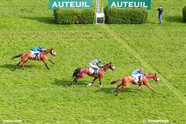17/04/2017 - Auteuil - Prix Andre Boingnères : Arrivée