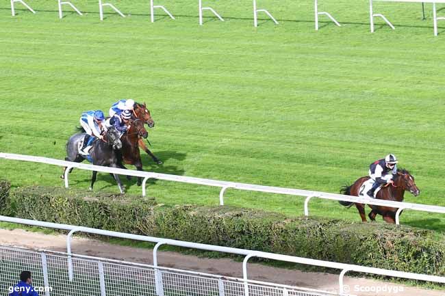 28/10/2022 - Saint-Cloud - Prix Ortie Blanche : Ankunft