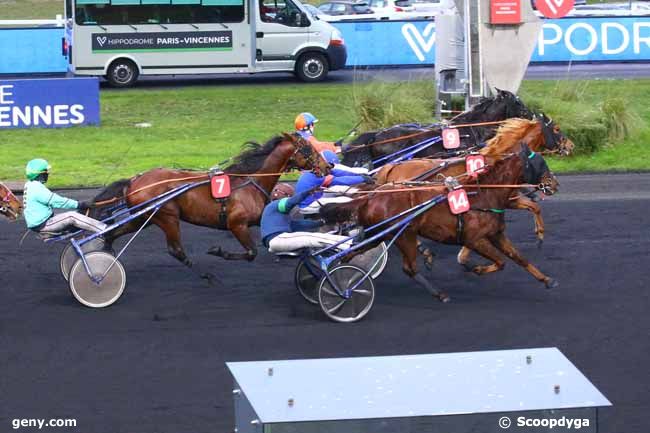 25/12/2022 - Vincennes - Prix de Juvignac : Ankunft