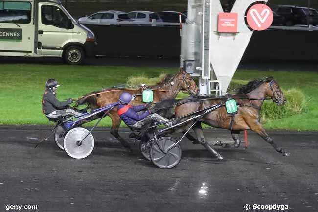 09/12/2023 - Vincennes - Prix d'Hautefort : Arrivée