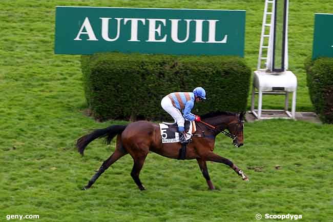 07/04/2010 - Auteuil - Prix de Saumur : Arrivée