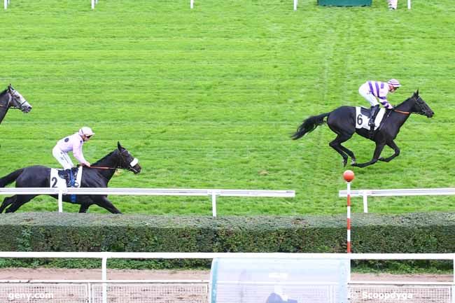 28/10/2022 - Saint-Cloud - Prix du Haras de la Hume : Ankunft