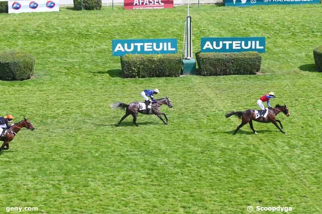 10/06/2023 - Auteuil - Prix des Drags : Arrivée