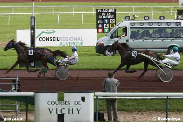 09/06/2008 - Vichy - Prix de Riom : Arrivée