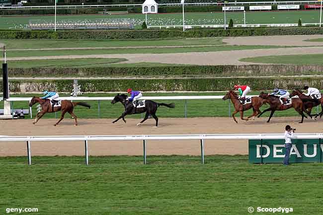 07/08/2011 - Deauville - Prix du Bourg Saint-Léonard : Ankunft