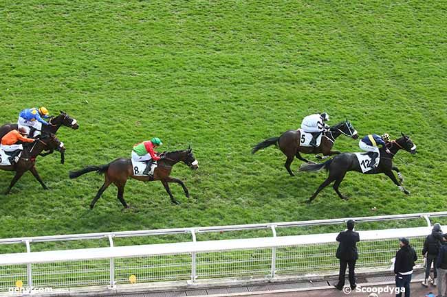 11/03/2023 - Auteuil - Prix Samaritain : Arrivée