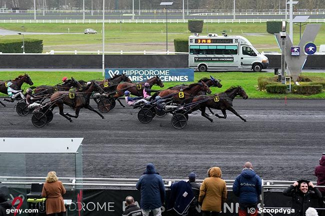 21/12/2024 - Vincennes - Prix d'Evreux : Arrivée