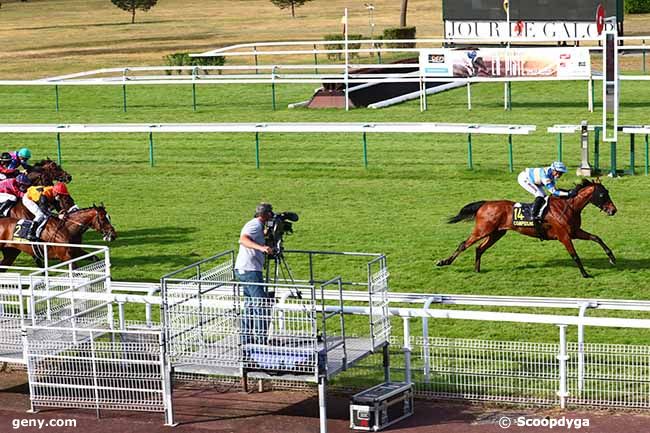 20/06/2020 - Compiègne - Prix de l'Elegance : Arrivée