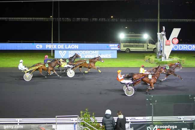 11/12/2021 - Vincennes - Prix de Laon : Result