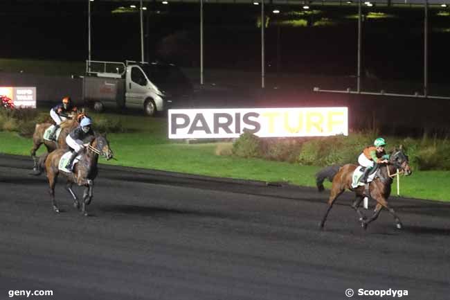 09/12/2023 - Vincennes - Prix d'Hiesville : Arrivée