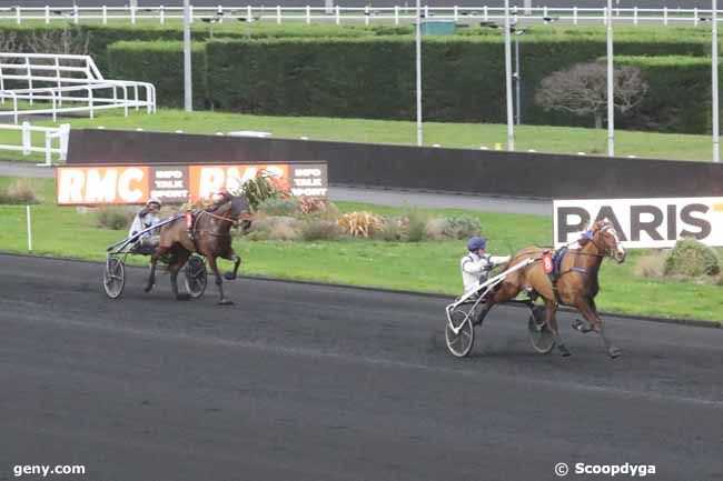 25/12/2023 - Vincennes - Prix de Tarbes : Arrivée